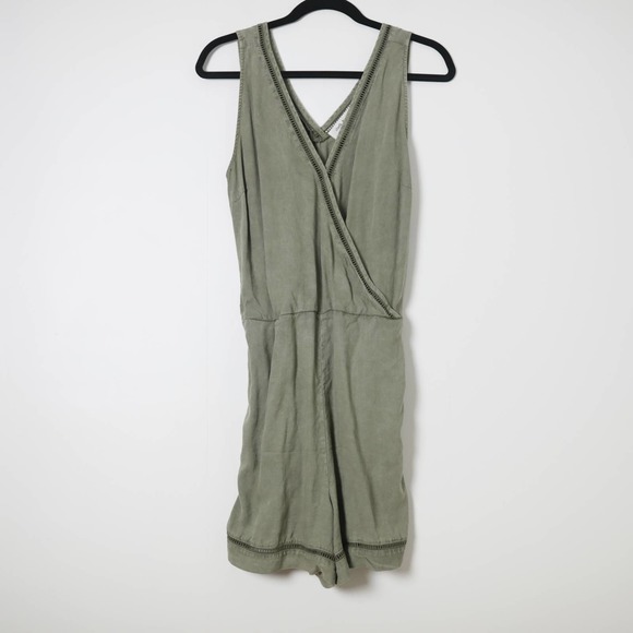 CLOSING SALE! 
Anthropologie | Green V-neck Sleeveless Romper - Picture 1 of 6